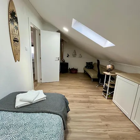 Supertubos Jacuzzi Surf Retreat V4 Σπίτι διακοπών Atouguia Da Baleia